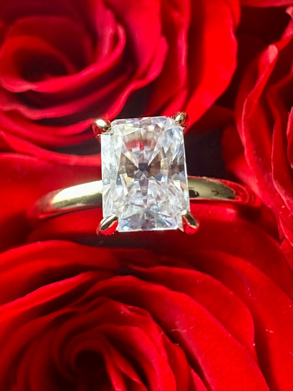 1CT Emerald Radiant Cut Moissanite Diamond Ring Gold Engagement Solitaire